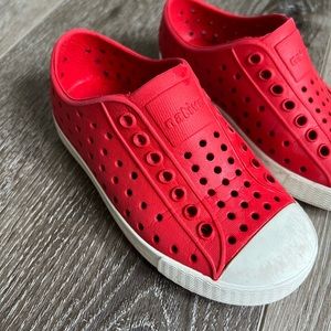 Toddler Boy or Girl Red Native’s Size C9